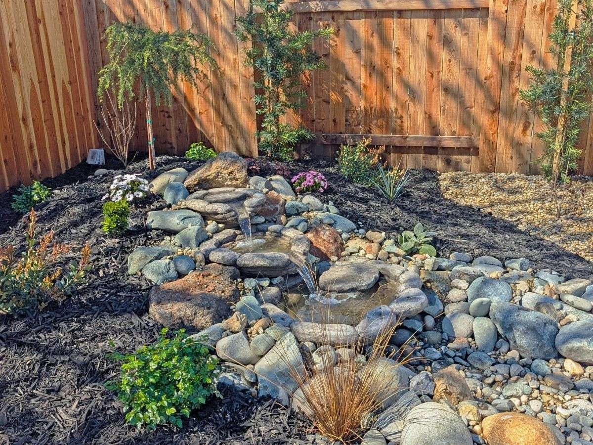 Construction Portfolio - Dry Riverbed and Water Feature